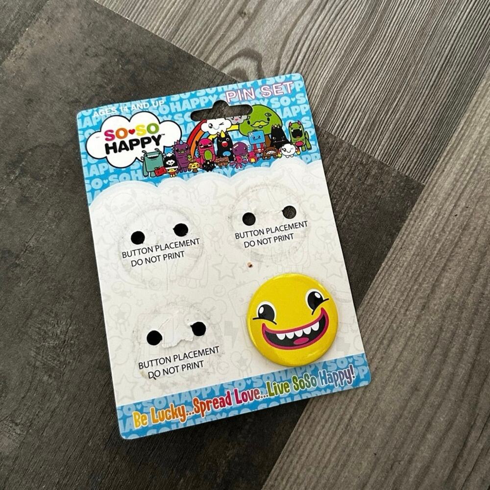 So so happy button pack, only has one button